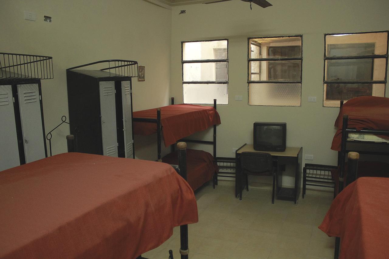 Hostal El Tucu Tucuc San Miguel de Tucumán Εξωτερικό φωτογραφία